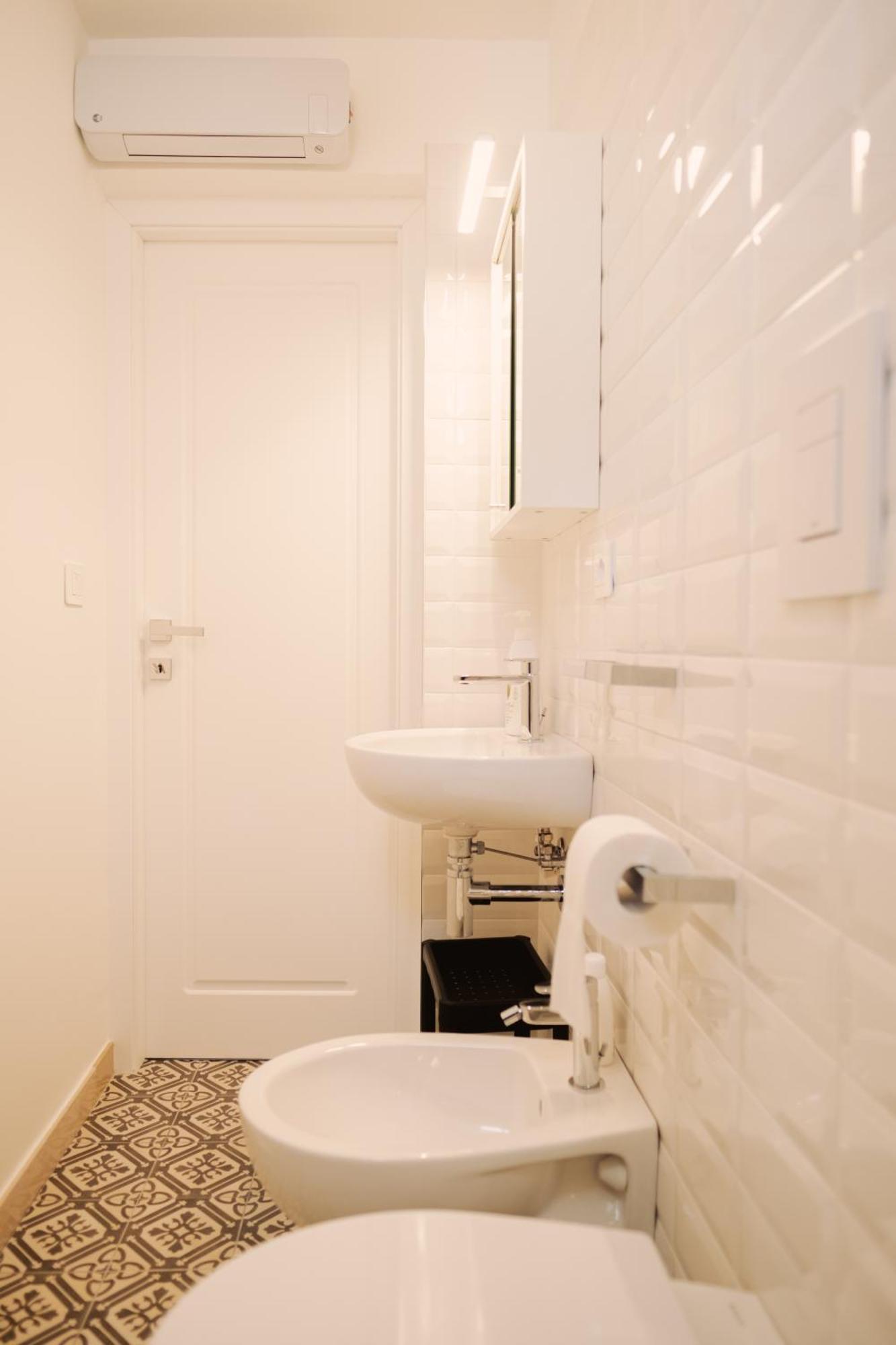 Casa Antonia - Terrace & Suites Bari Ngoại thất bức ảnh