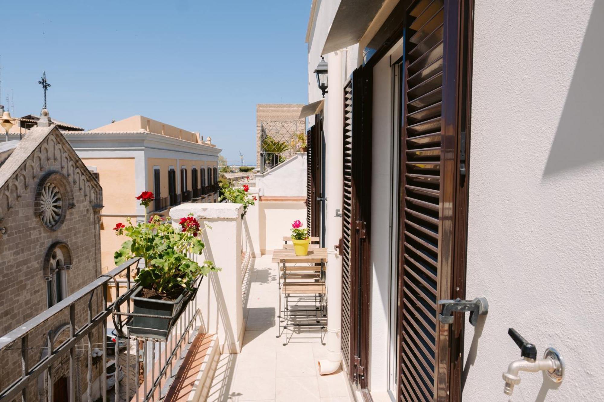 Casa Antonia - Terrace & Suites Bari Ngoại thất bức ảnh